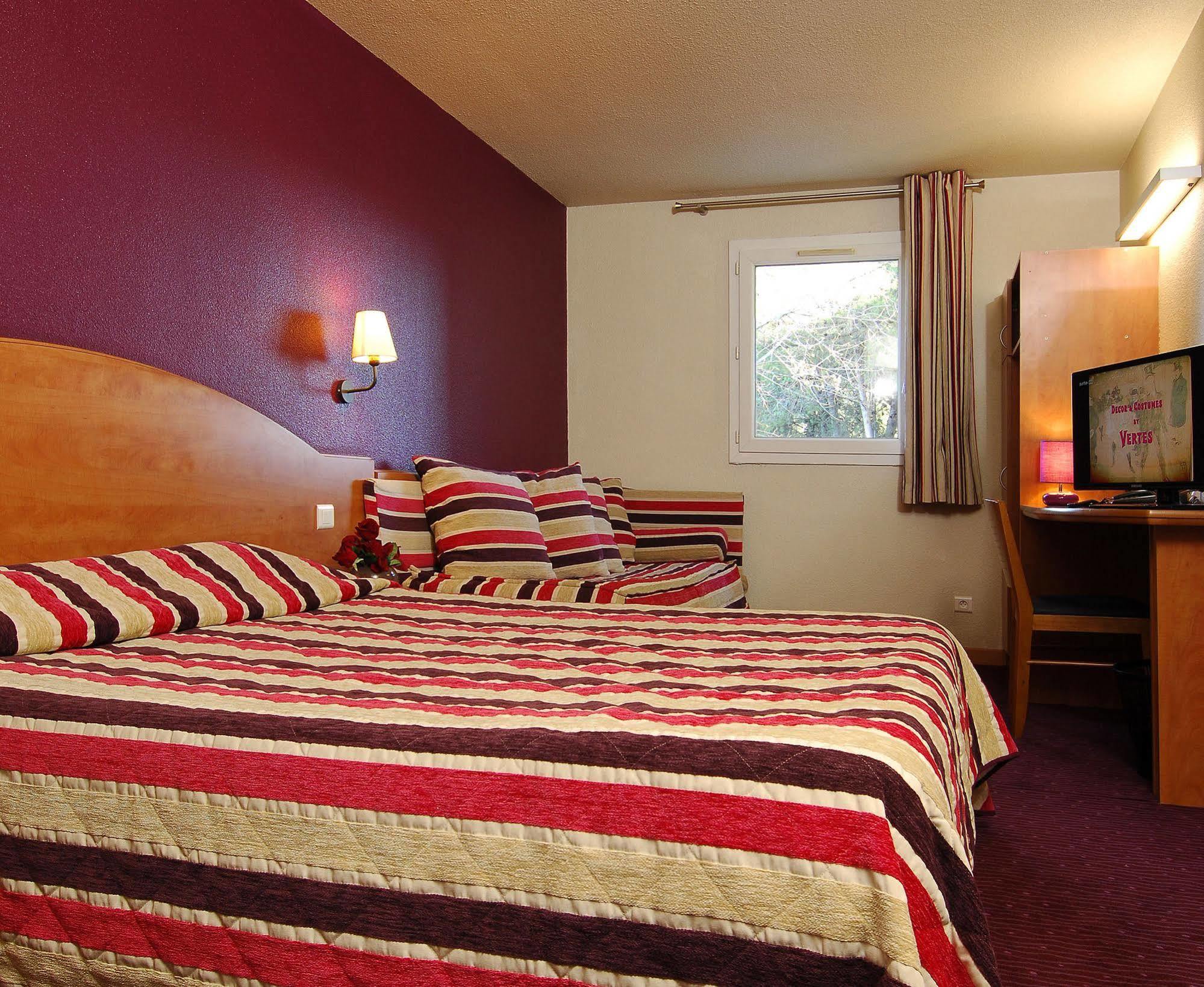 The Originals City, Hotel Nimes Costieres, Ex Inter Hotel Экстерьер фото